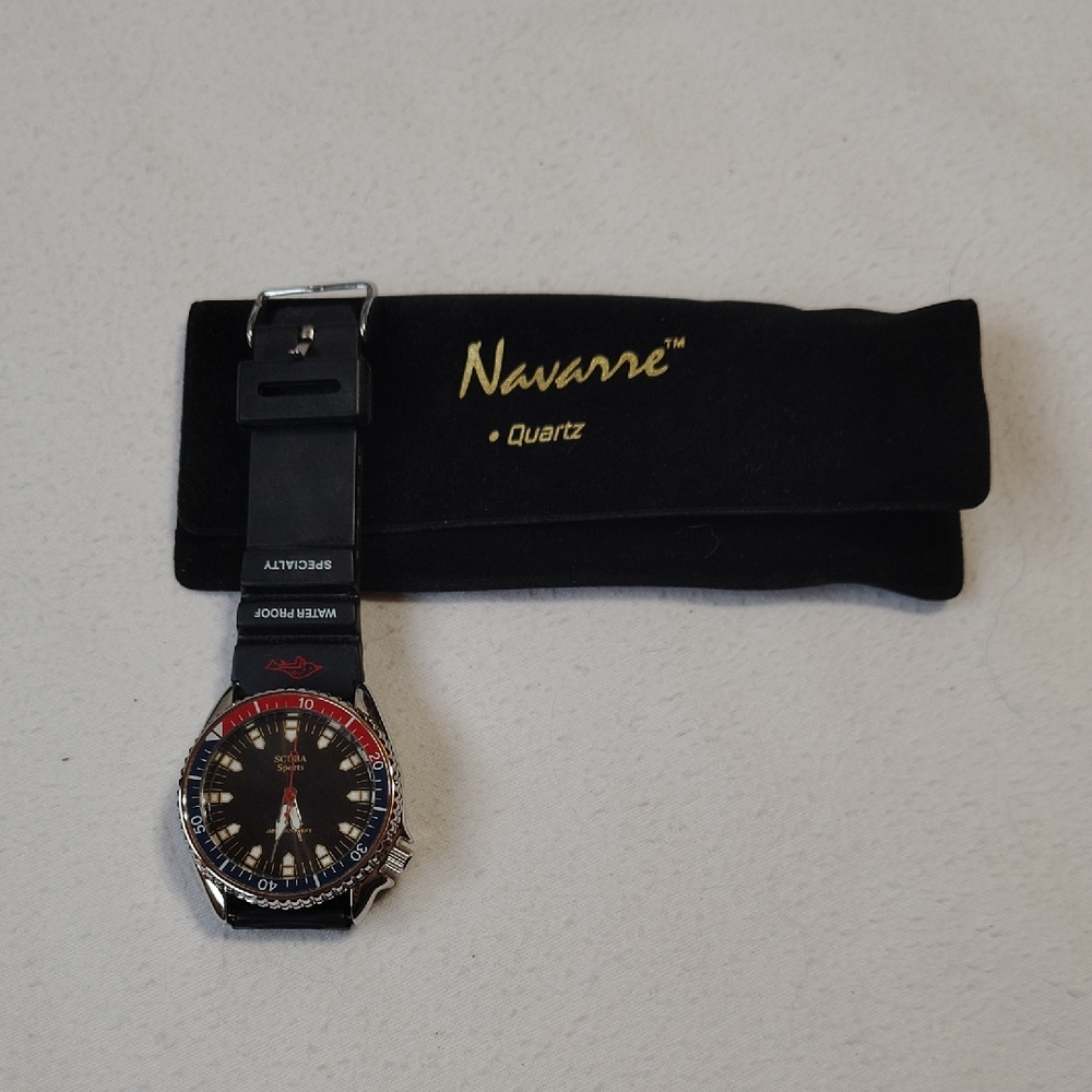 Black Navarre Diver-style Quartz Watch
